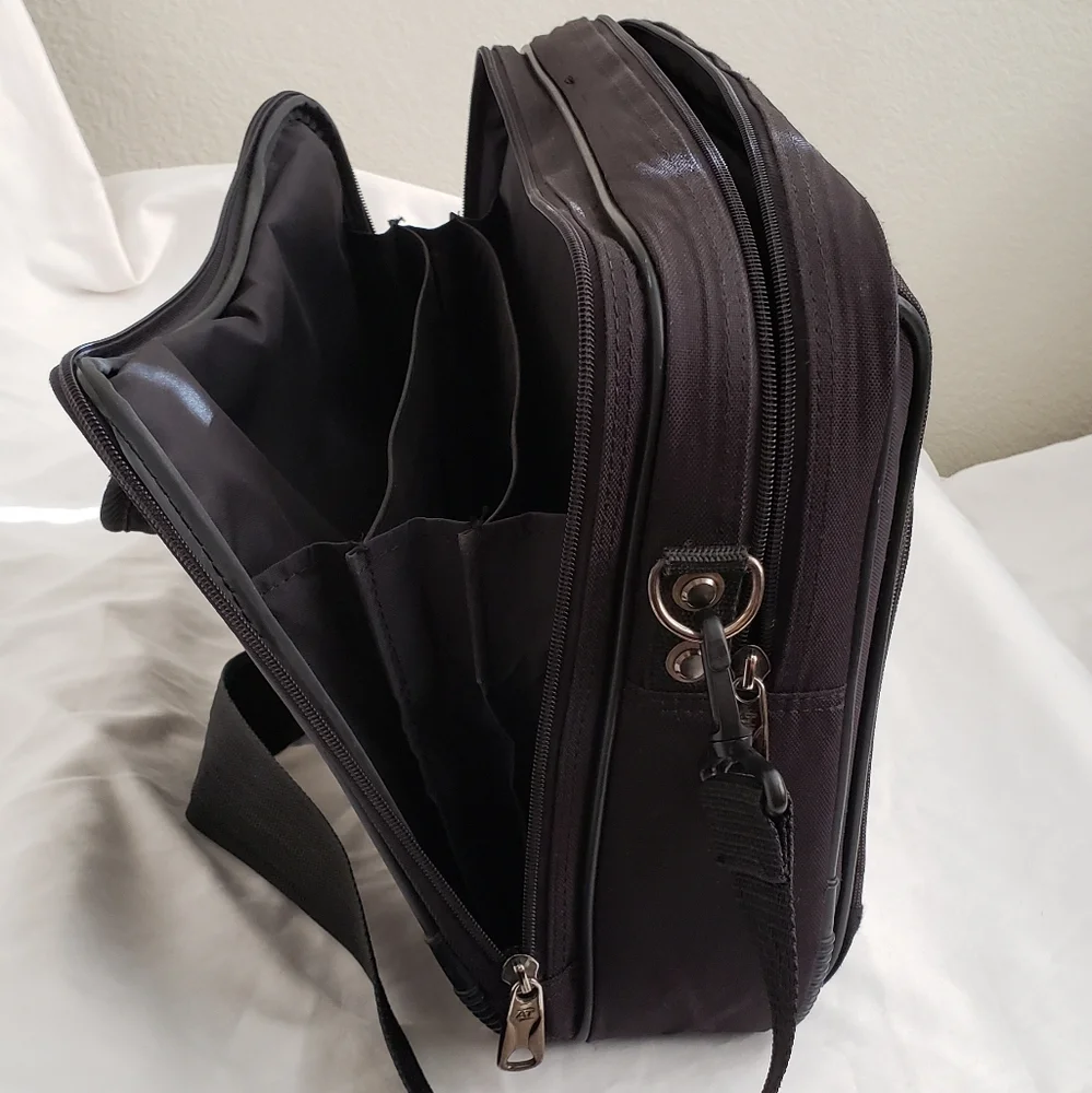 American Tourister Laptop Bag